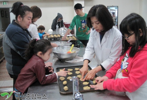 인천 동구, 화도종합복지회관에서 ‘힐링베이킹’행사 개최