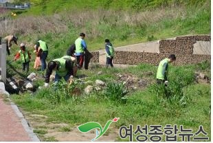 인천환경공단, 1社 1河川 승기천 가꾸기 환경정비 실시