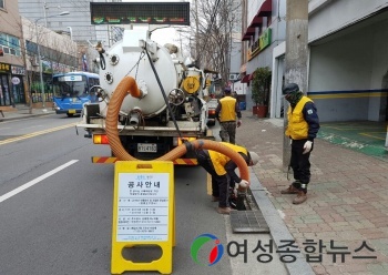 영등포구 빗물받이 등 선제적 준설작업으로 ‘침수피해 제로화’