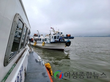 인천해경, 작약도 인근 스크루 멈춘 유선 긴급구조