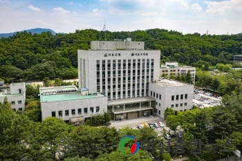  서초구와 강남서초교육지원청' 지난 19일 서초구로의 청사 이전 사업 추진을 위한 업무협약 체결....'