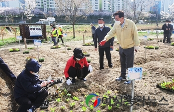  동대문구, 중랑천 도시농업 체험학습장 개장  