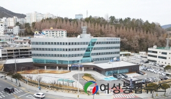 여수해경'김양식장 작업 중 해상으로 추락한 승선원 2명'  동료 선원이 구조 