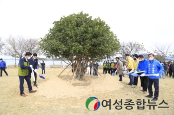 진도군, 백조호수공수 제77회 식목일 기념행사 가져