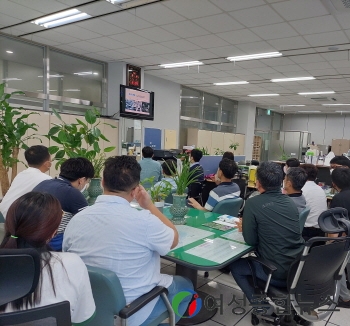 신안군, 공무원 대상 매니페스토 특강