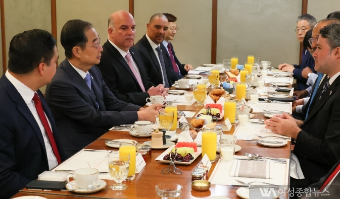 한덕수 국무총리,파나마 경제사절단 조찬 간담회