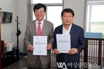 김성 장흥군수, 국회 방문 '2024년 국비예산 확보' 총력