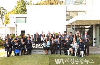 김동연 경기도지사, 미국 샌디에이고 시장 등 경제사절단 만나