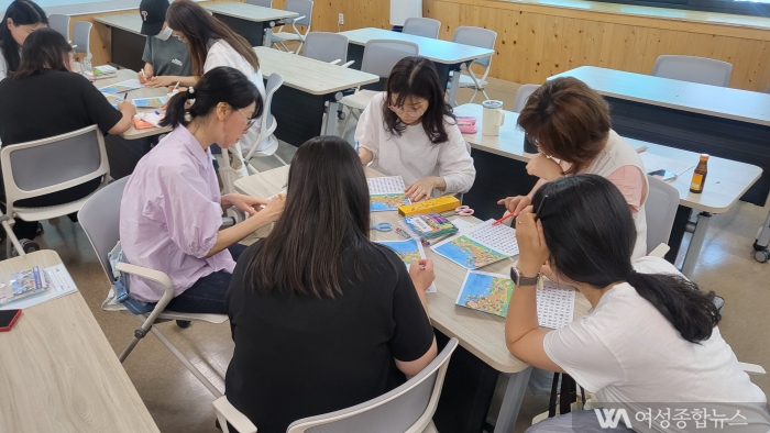 대구달성도서관, 학부모 역량 강화 프로그램 '나도 책놀이 선생님'운영